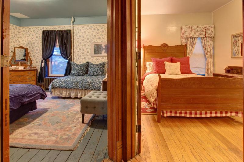 Two-Bedroom Suite image 3