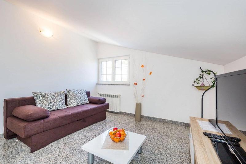 Apartment with Balcony image 3