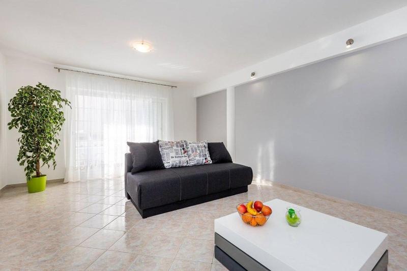 Apartment - Ground Floor image 3