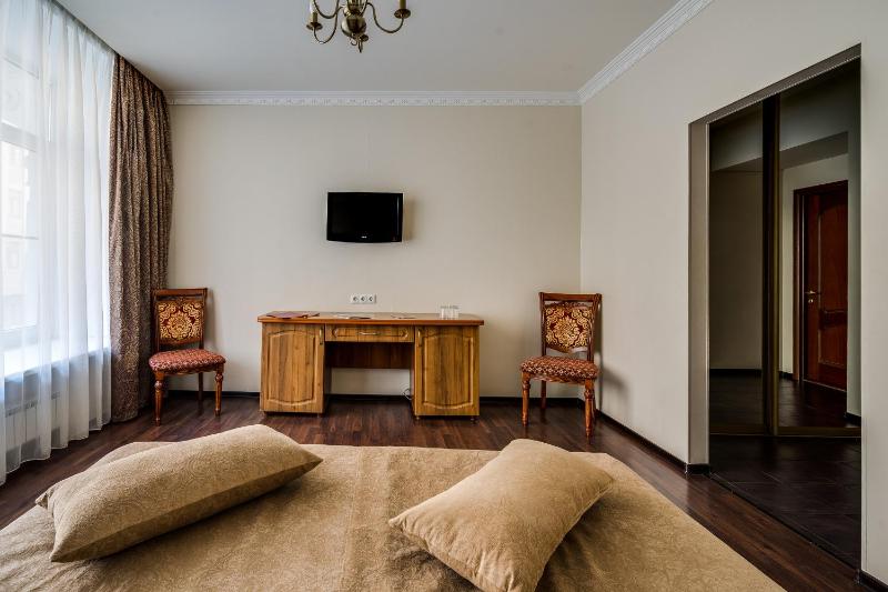Superior Double or Twin Room image 2