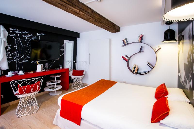 Double Room image 2