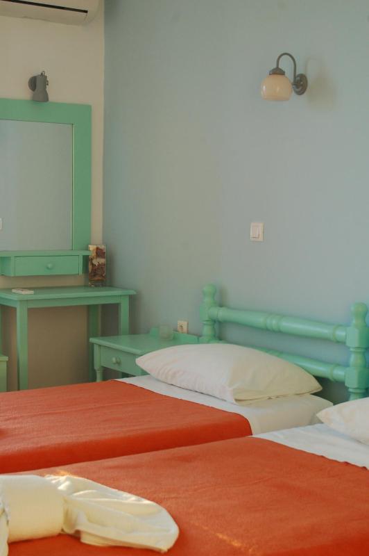 Double Room image 4