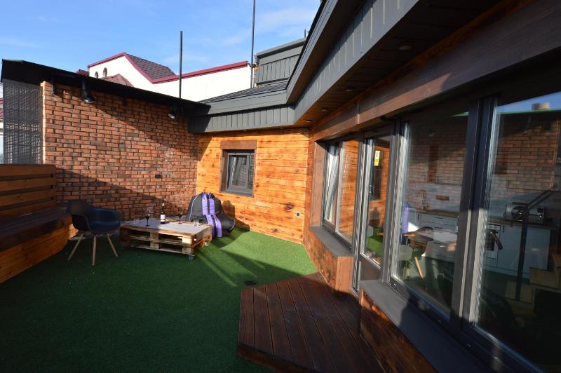 Air Loft Apartment - image 9