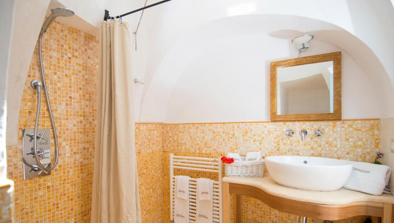 Trullo with  two bedrooms image 4