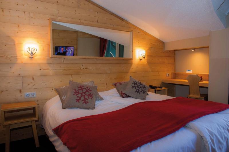 Double Room image 4