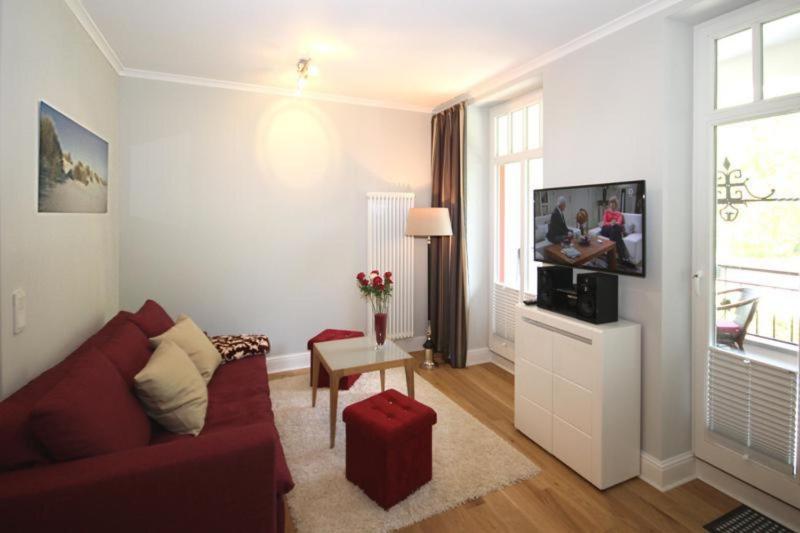 One-Bedroom Apartment image 3