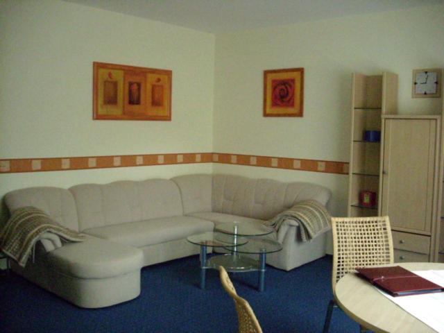 Apartment image 3