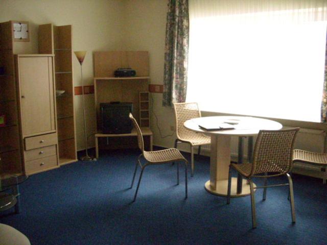 Apartment image 4