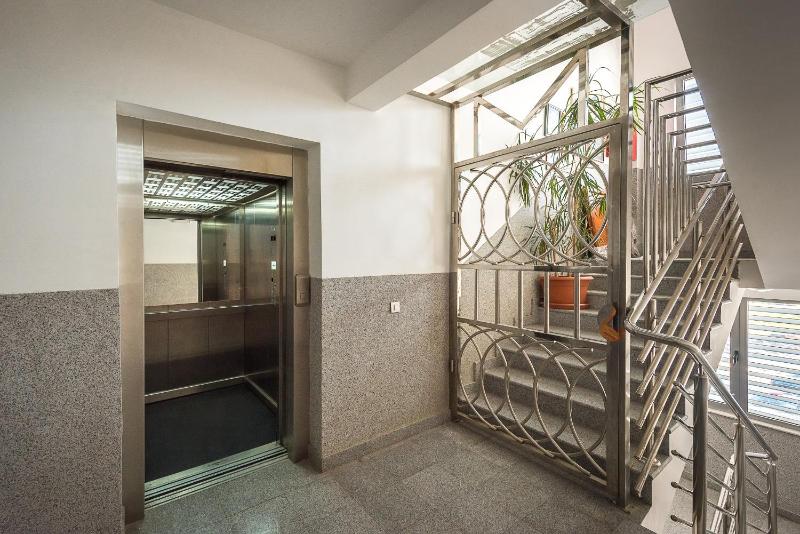 Comfort One-Bedroom Apartment with Balcony image 4