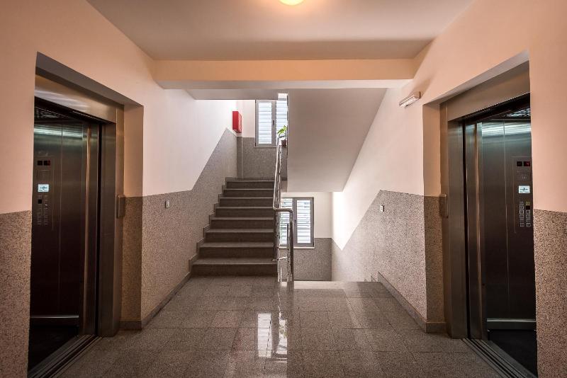 Comfort One-Bedroom Apartment with Balcony image 3