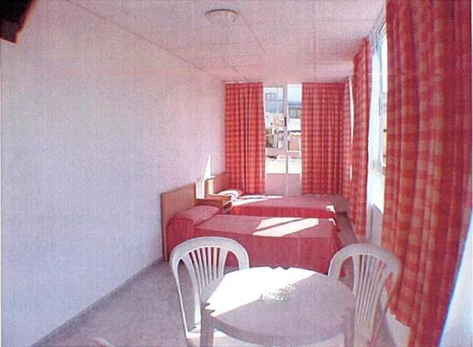 Hotel Iris - image 46