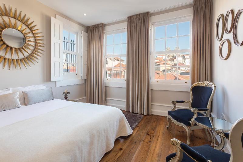 Ribeira Historic Apartments - image 1