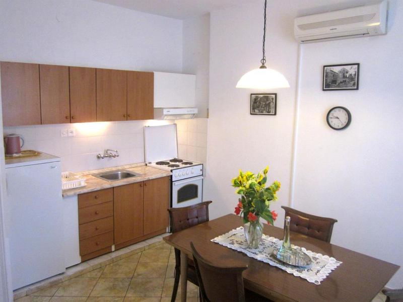 Two-Bedroom Apartment with Balcony and Sea View image 1