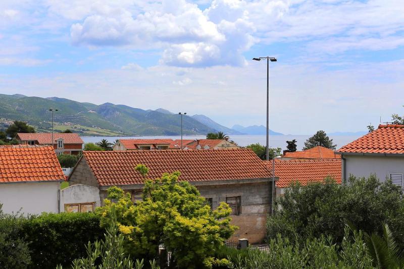 Two-Bedroom Apartment with Terrace and Sea View image 1