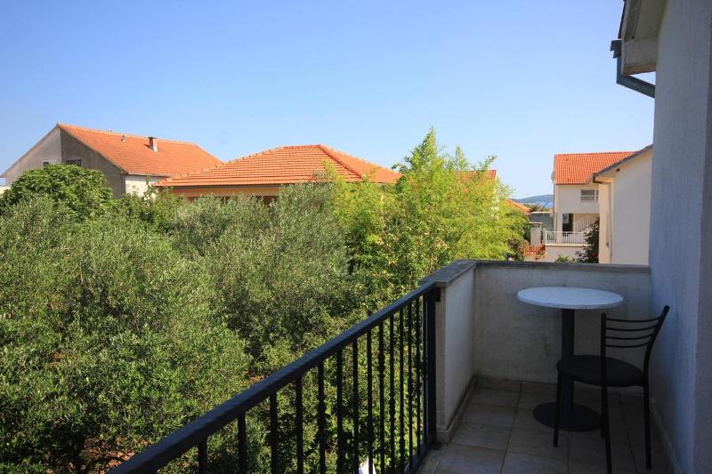 Two-Bedroom Apartment with Balcony image 2