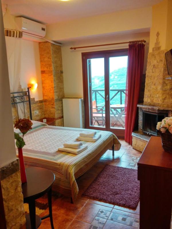 Double or Twin Room with Fireplace image 4