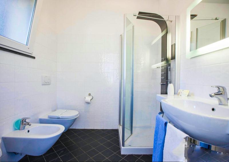 Superior Deluxe Double or Twin Room  image 2