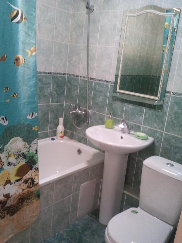 One-Bedroom Apartment image 2