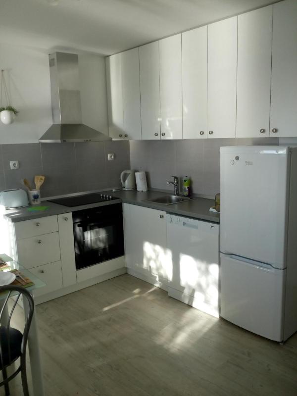Two-Bedroom Apartment with Sea View image 2
