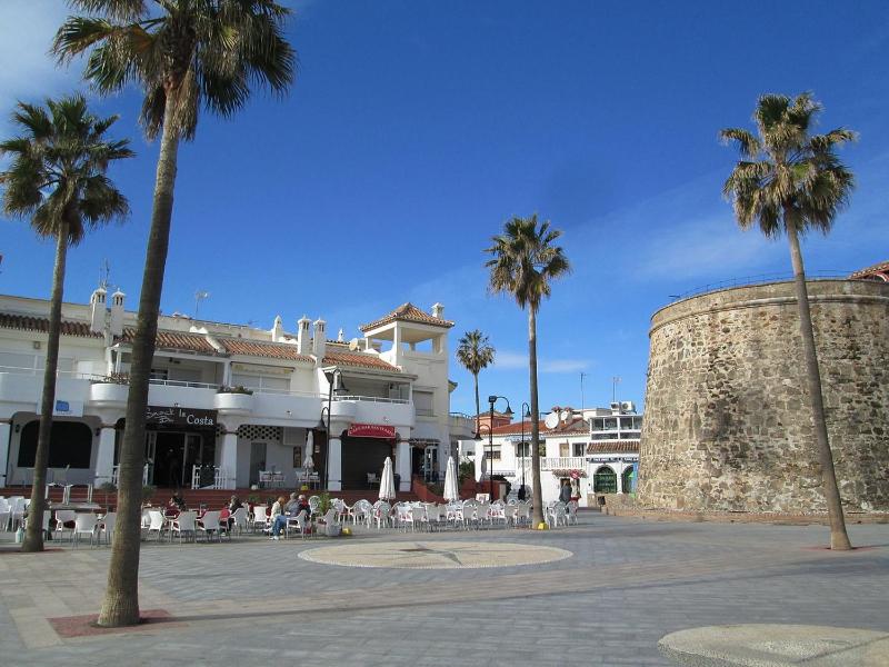 Divina Home Apartments - image 21
