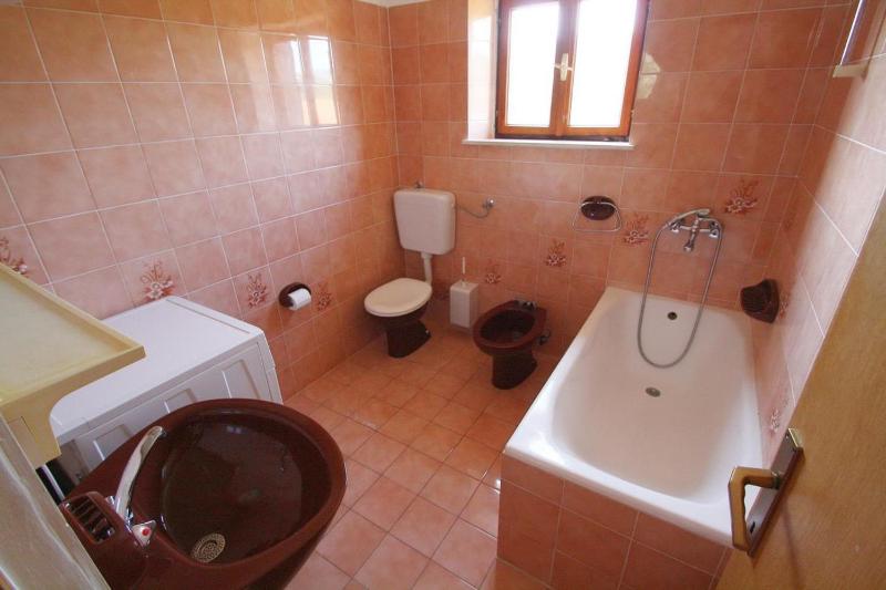 Three-Bedroom Holiday Home  image 1