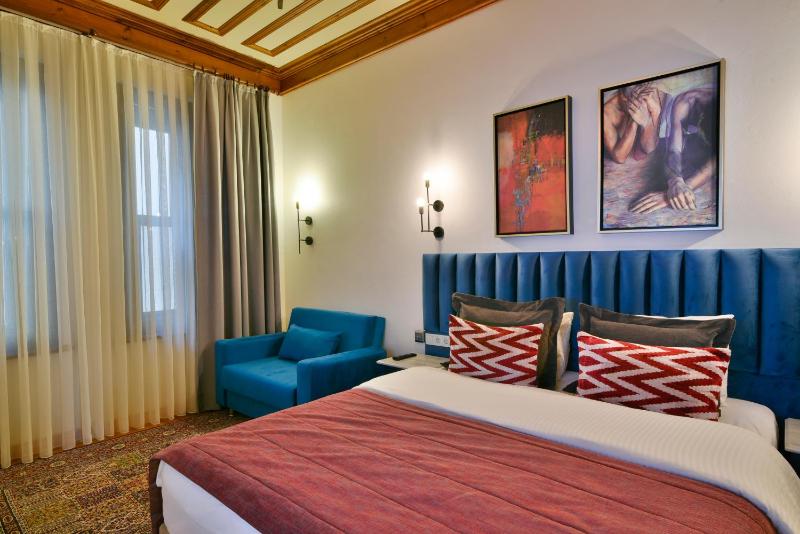 Executive Suite image 4