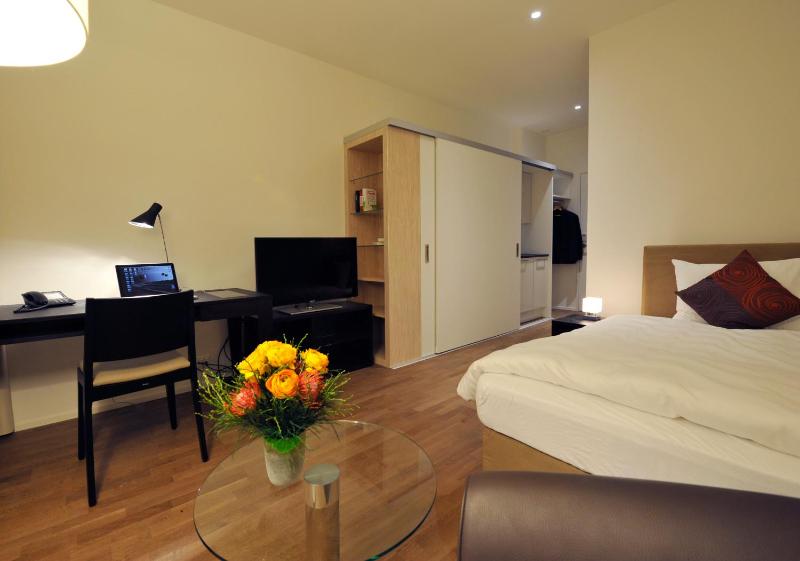 Guggach Apartôtel - image 3