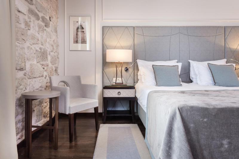 Superior Twin Room image 2