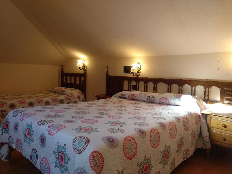 Double Room - Attic image 4