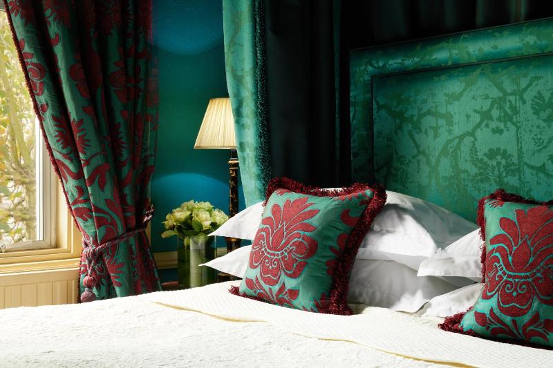 Deluxe Double Room image 3