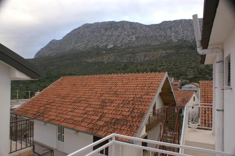 Two-Bedroom Apartment with Terrace and Sea View image 3