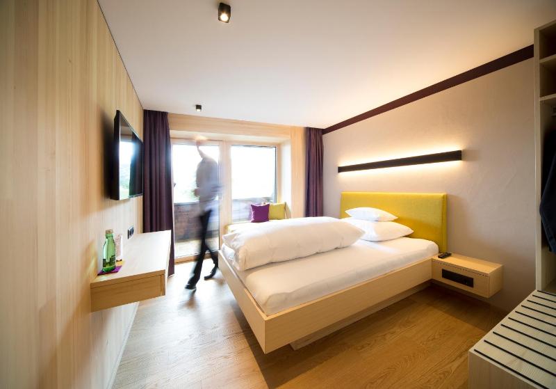Single Room image 3