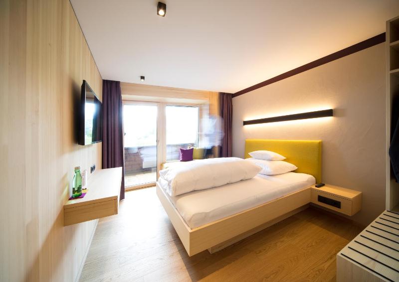 Single Room image 4