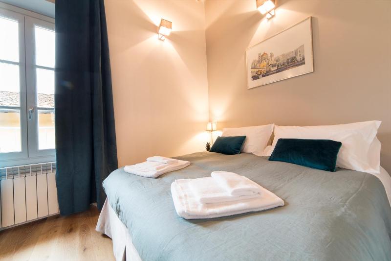 Santa Croce apartment - image 3