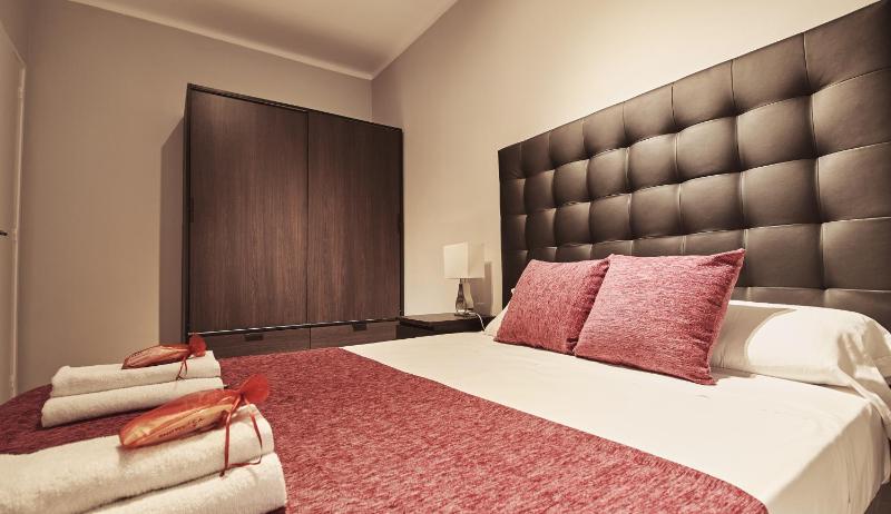 Three-Bedroom Apartment image 4
