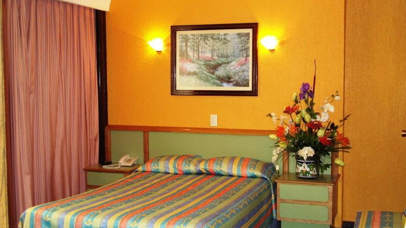 Segovia Regency - image 1