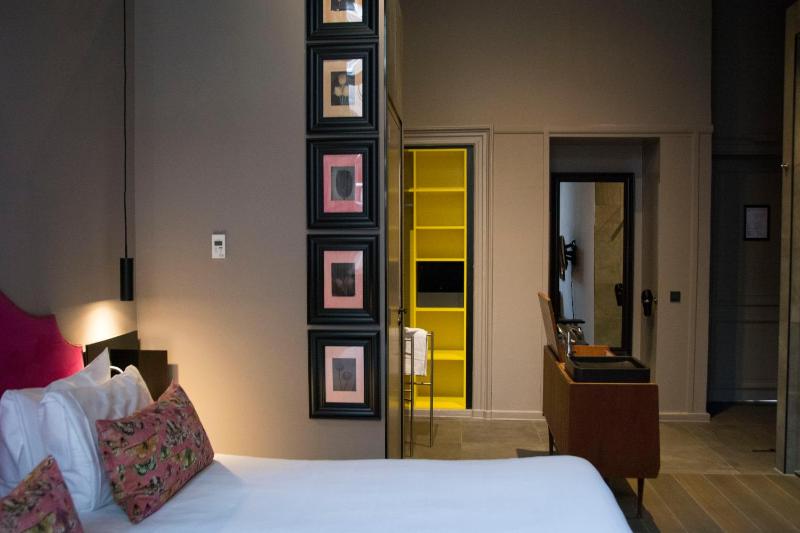 Junior Suite image 2