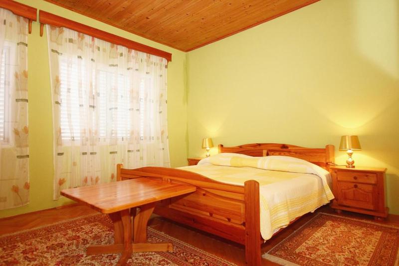 Two-Bedroom Apartment with Terrace and Sea View image 3