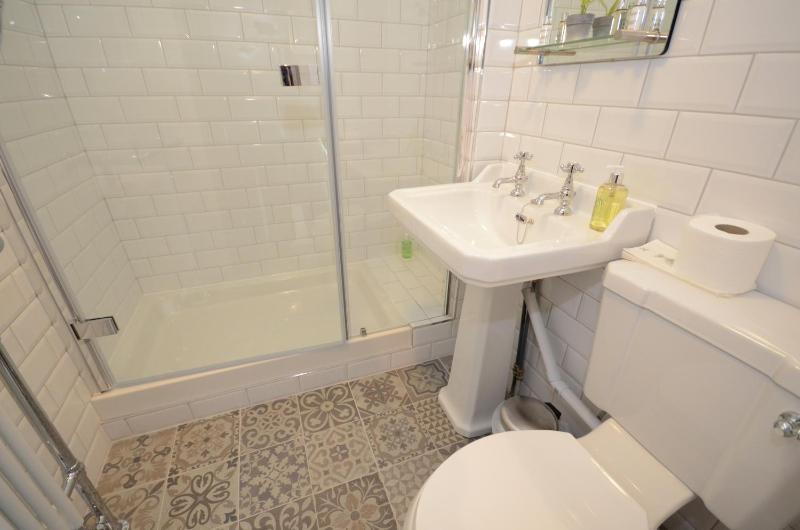 Double Room image 1