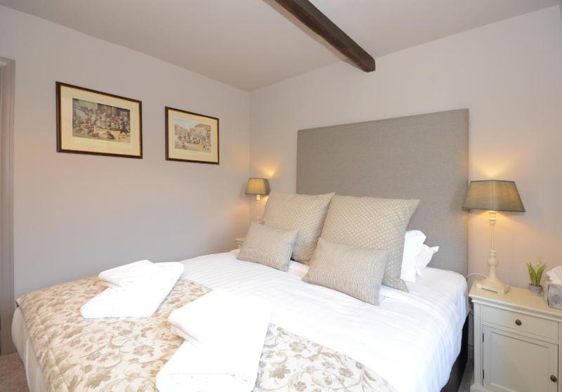 Double Room image 2