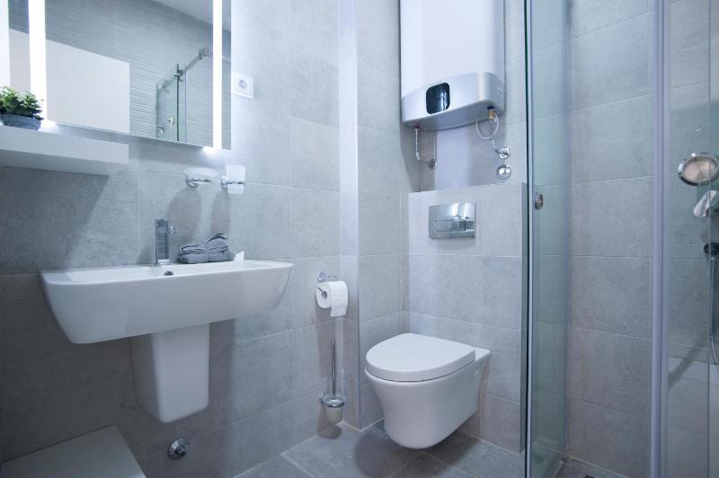 JK Suites - image 8