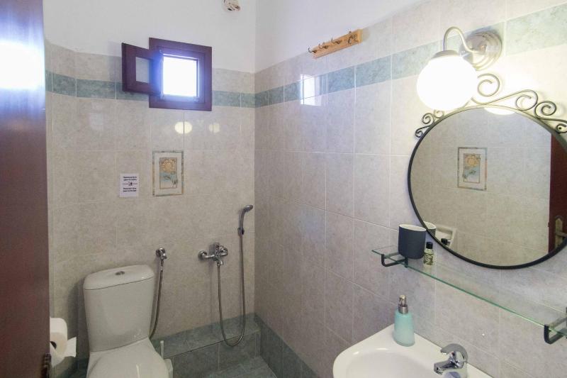 Double or Twin Room image 3