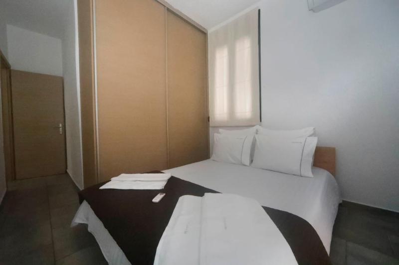 Deluxe Apartment image 2