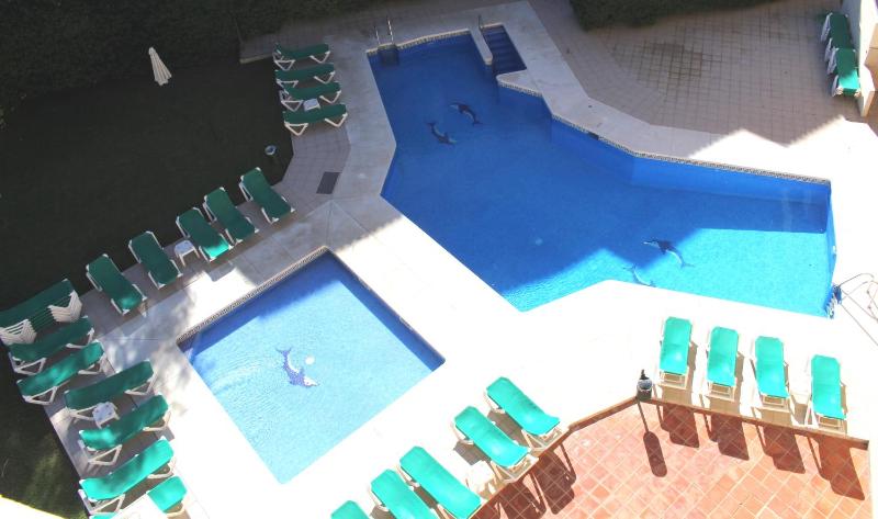 Two Bedroom Apartment with Sea View image 4