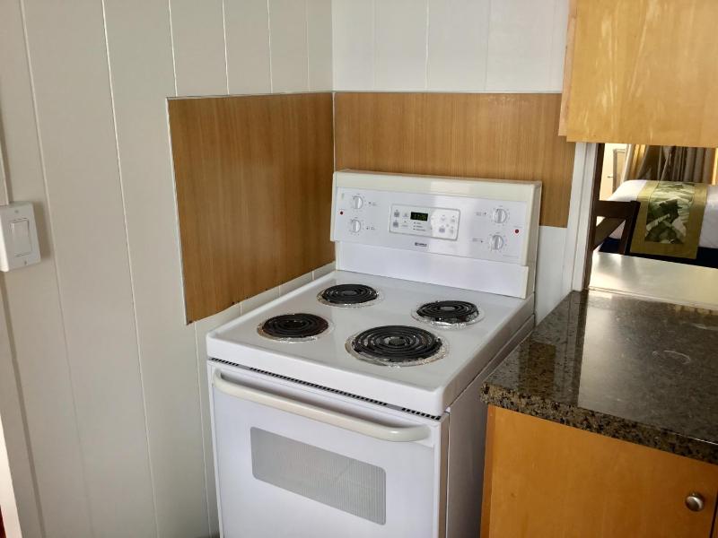 One-Bedroom Apartment (Offsite) - Non Refundable image 4