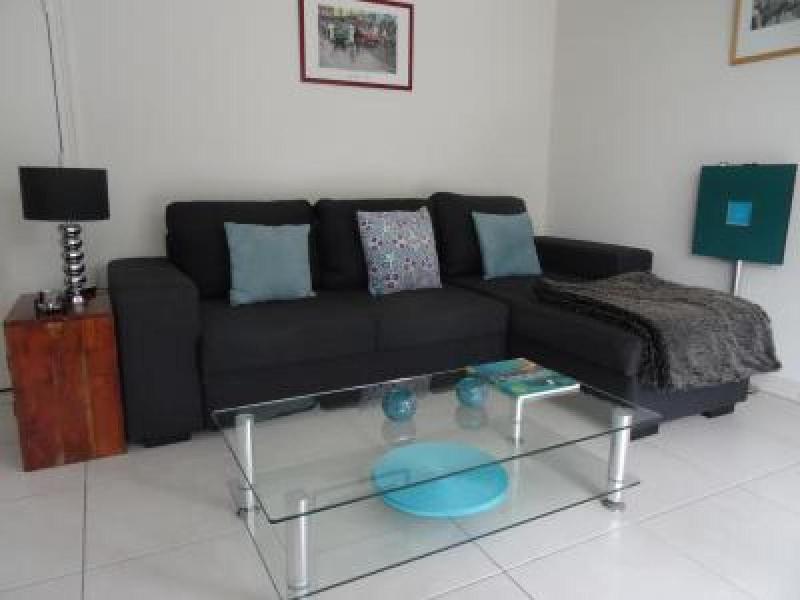 Modern one bedroomed apartment just off the Cannes Seafront with a terrace and pool access 1753 - image 22