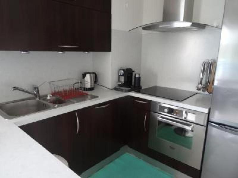 Modern one bedroomed apartment just off the Cannes Seafront with a terrace and pool access 1753 - image 16
