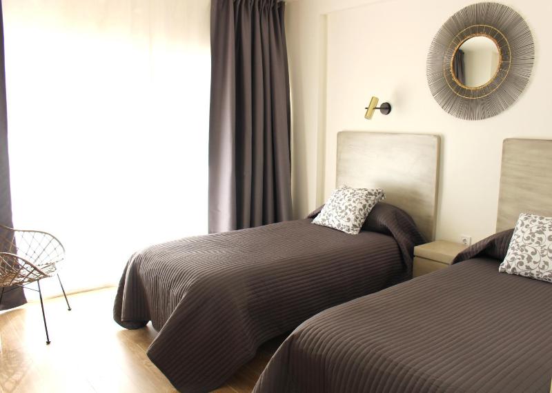One Bedroom Apartment with Garden View image 4