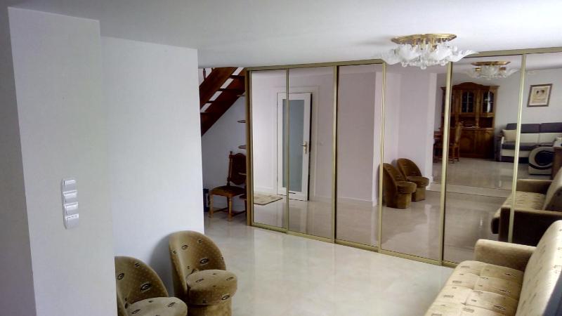 Apartment image 3