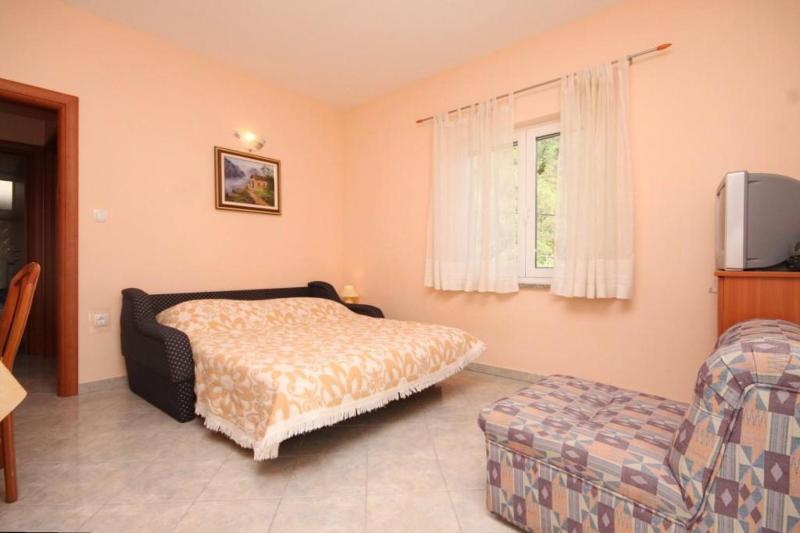 Two-Bedroom Holiday Home image 3
